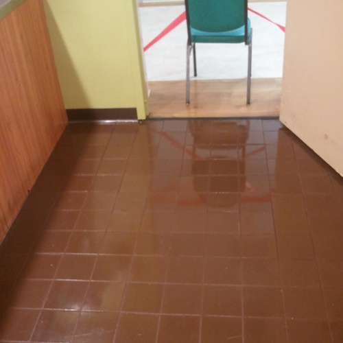 Ceramic (tile and grout) after service