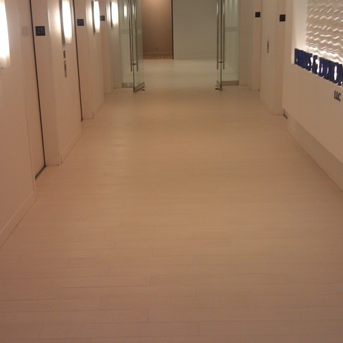 Ceramic (tile and grout) after service