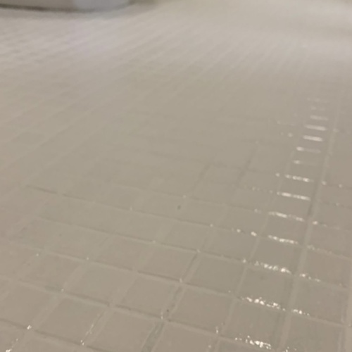 Ceramic (tile and grout) after service