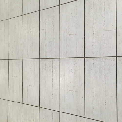 Ceramic (tile and grout) before service